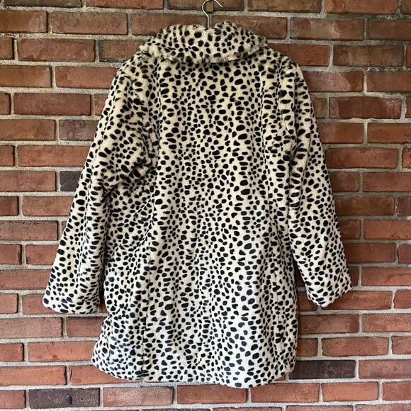 Leopard Print Snap Closure Faux Fur Jacket - Picture 9 of 10